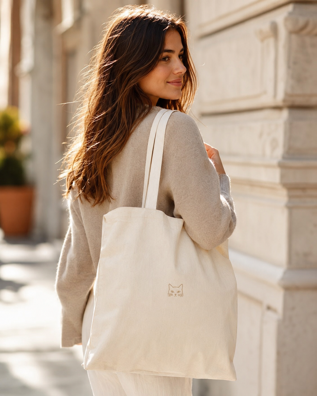 Tote Bag modelo — Cuddlo Wear